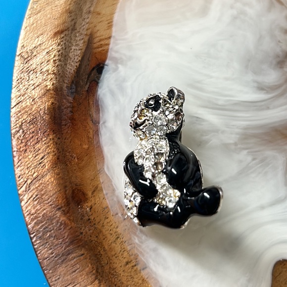 🖤Vtg MONET panda 🐼 brooch - Picture 2 of 9